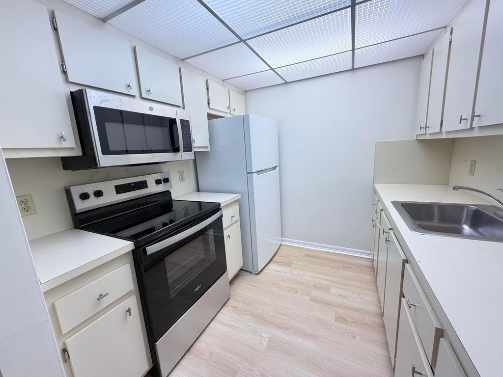 100 Sw 132nd Way - Photo 3