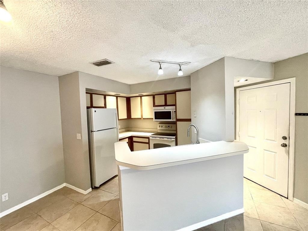 3350 N Pinewalk Dr Drive N - Photo 4