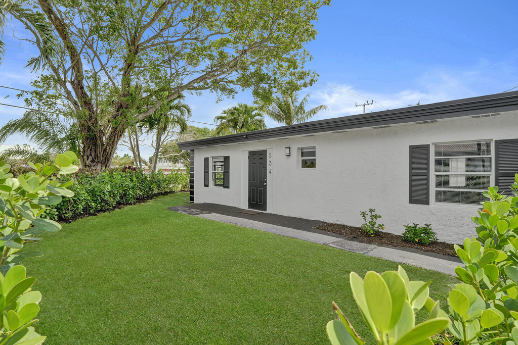 234 Ne 14th Avenue - Photo 2