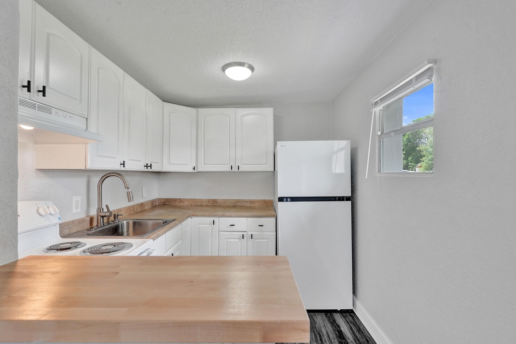 234 Ne 14th Avenue - Photo 8