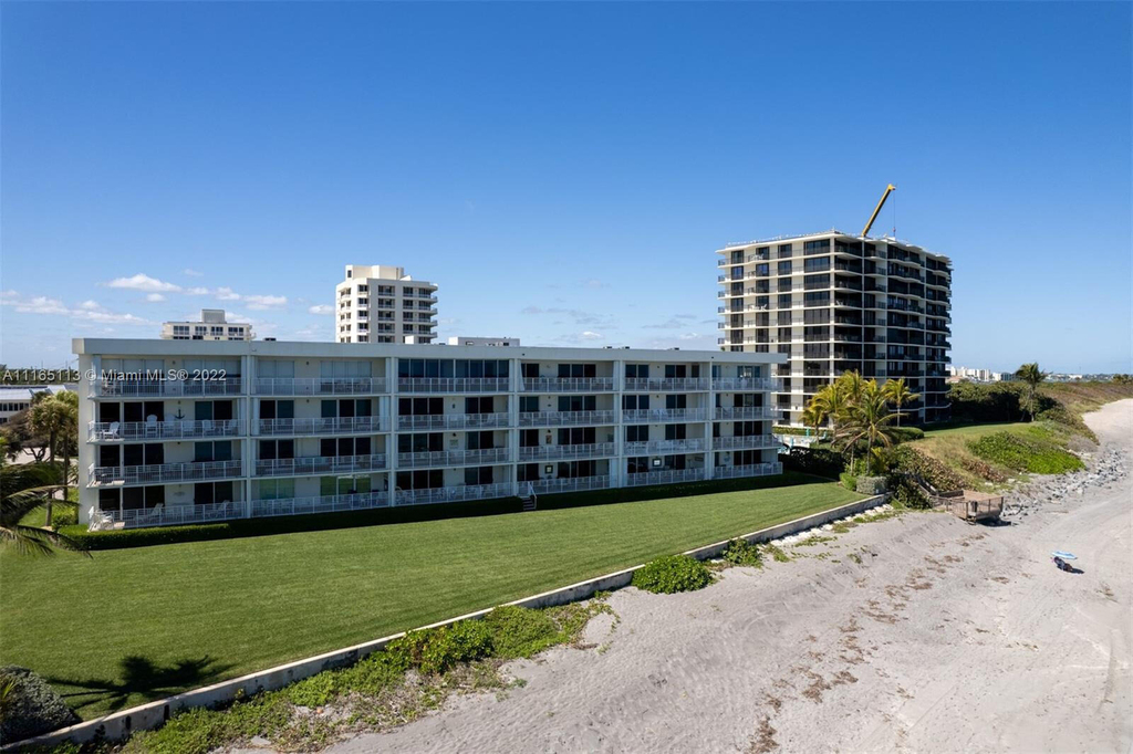 350 S Beach Road - Photo 0