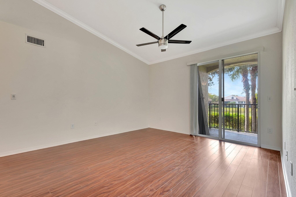 15055 Michelangelo Boulevard - Photo 6