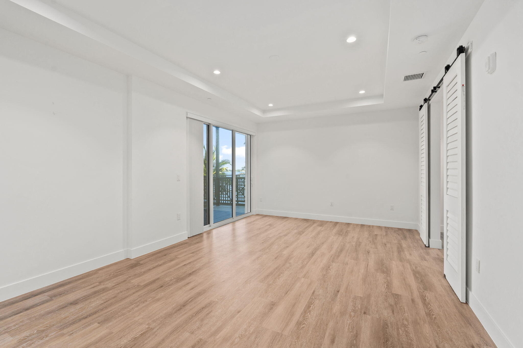 41 Sw Seminole Street - Photo 2