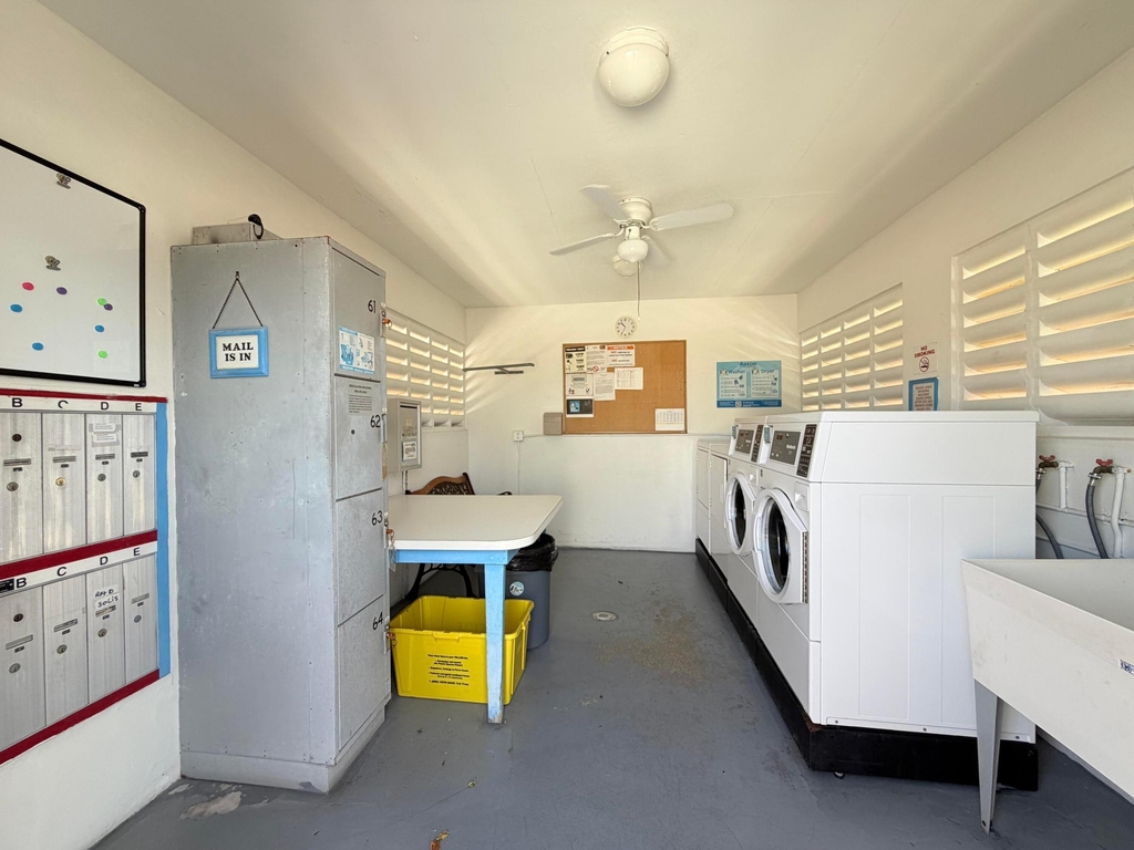 2607 Dudley Drive W - Photo 25