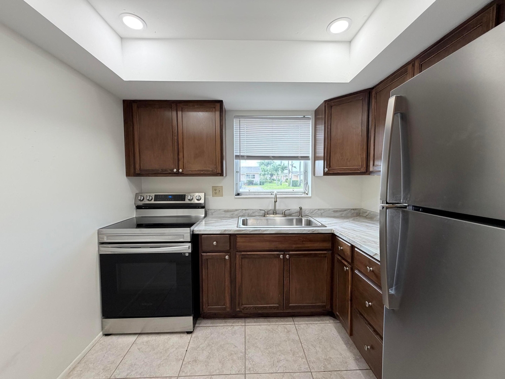 2607 Dudley Drive W - Photo 9