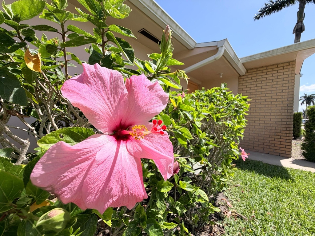 2607 Dudley Drive W - Photo 1