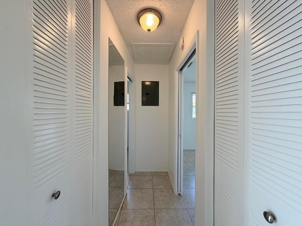 2607 Dudley Drive W - Photo 13