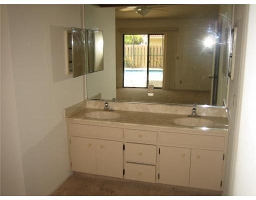 6050 Amberwoods Drive - Photo 6