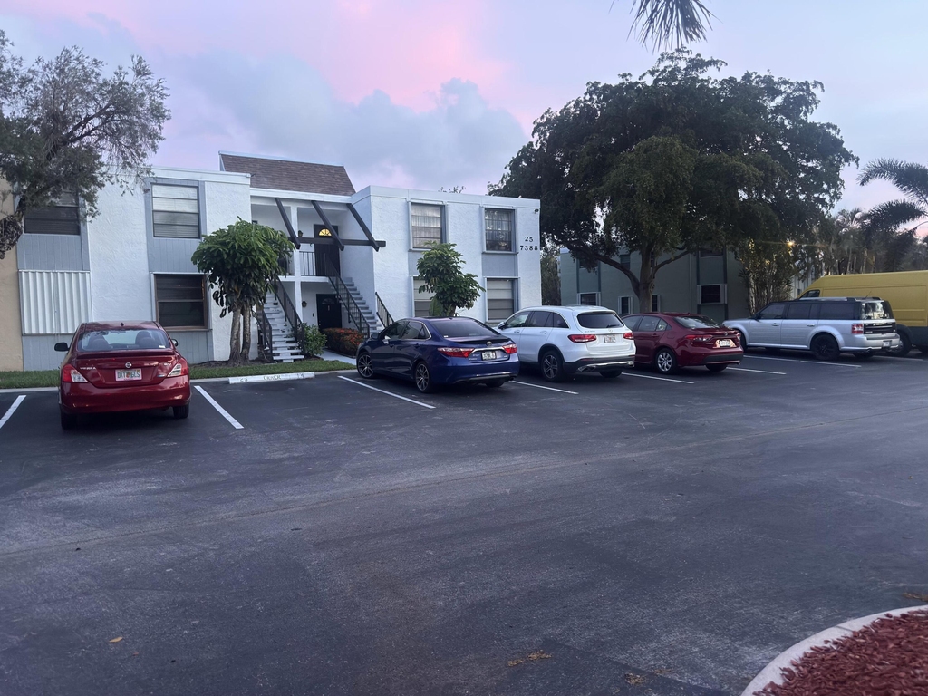 7460 Nw 18th Street - Photo 24