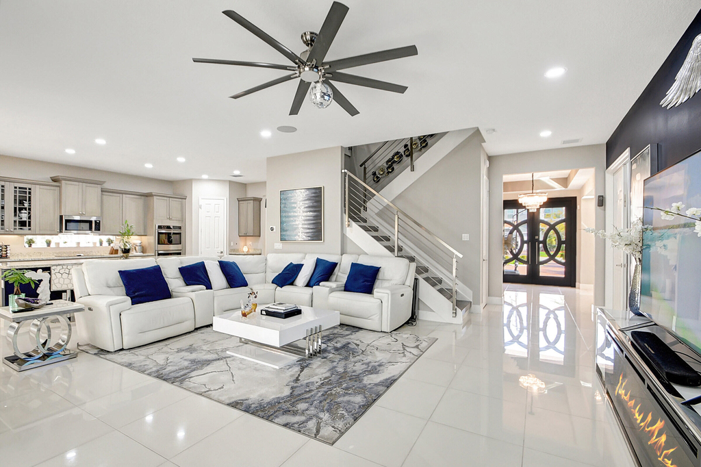 8952 Cypress Grove Lane - Photo 3