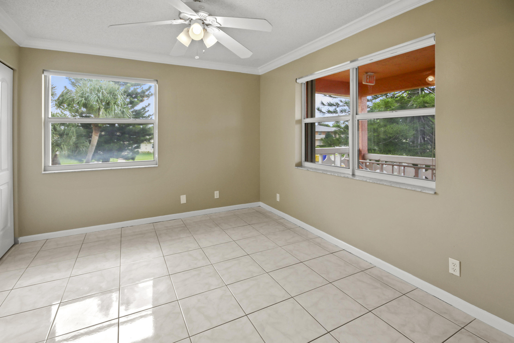 1421 Nw 20th Avenue - Photo 7