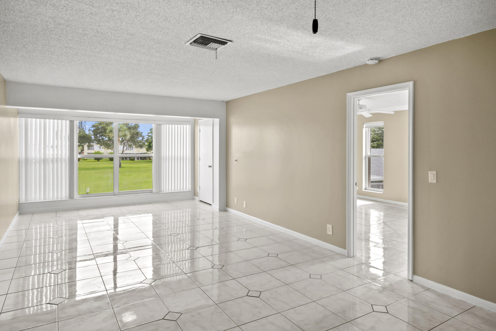 1421 Nw 20th Avenue - Photo 13