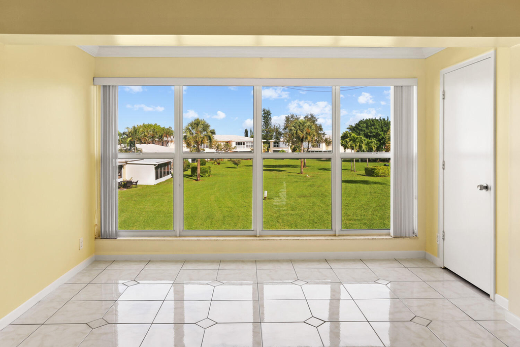 1421 Nw 20th Avenue - Photo 21