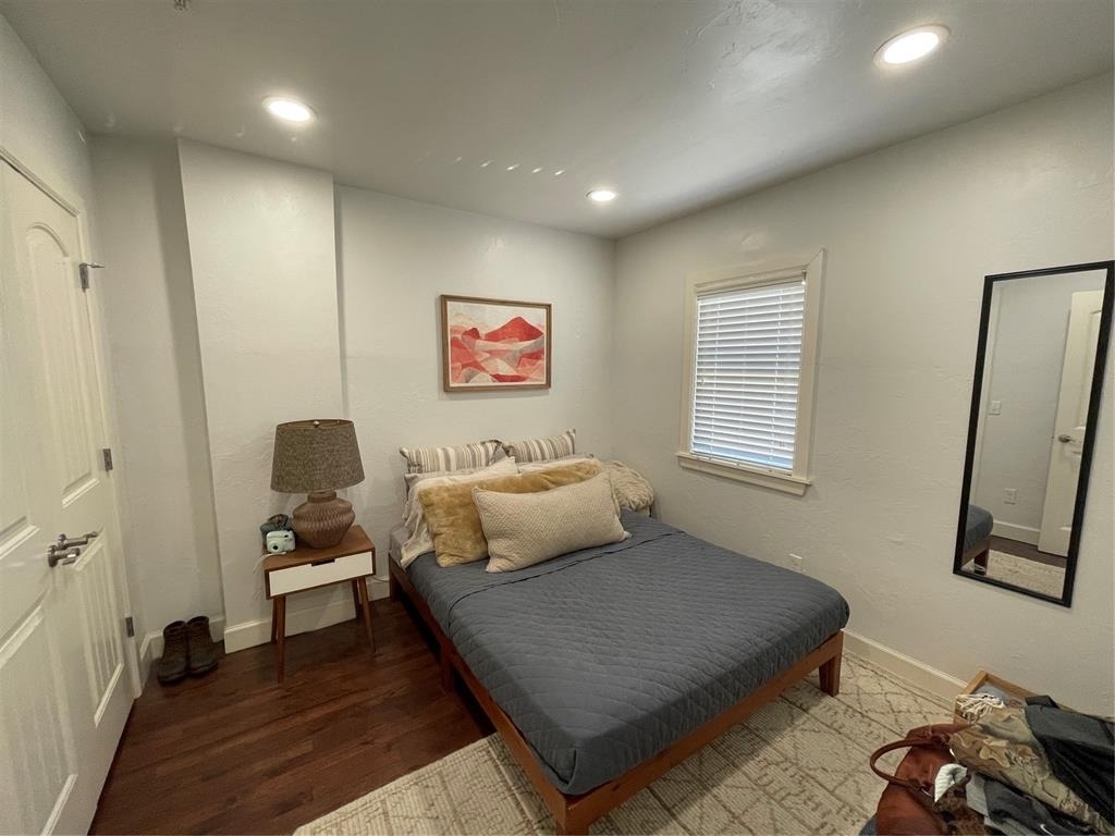 900 Nw 13th Street - Photo 3