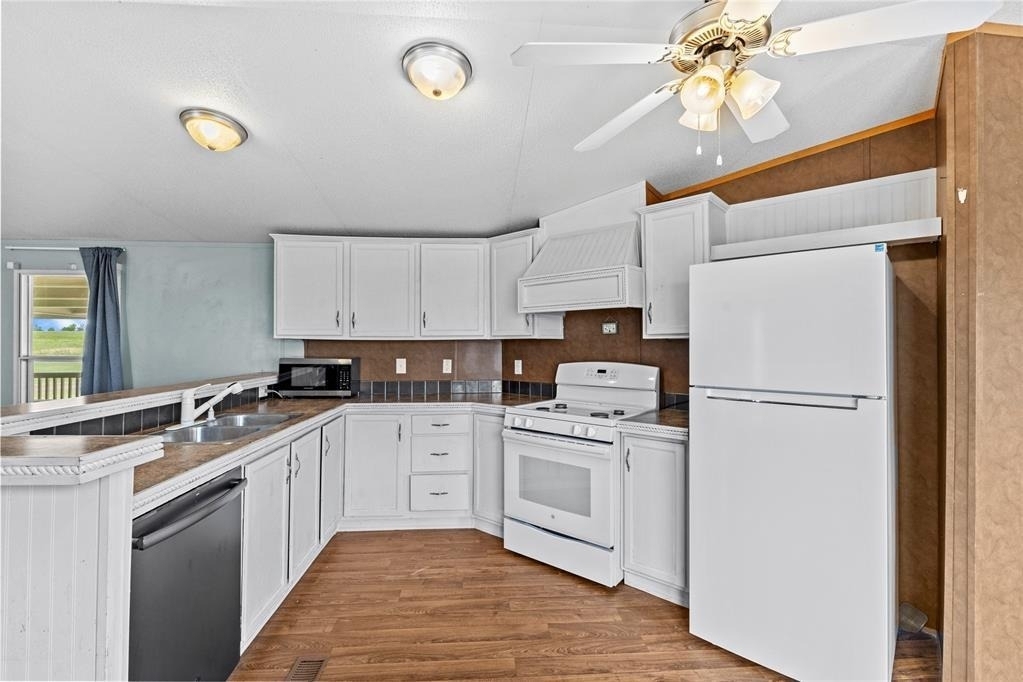 23984 E 1013 Road - Photo 9