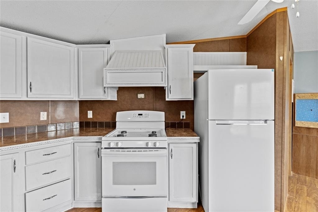 23984 E 1013 Road - Photo 8