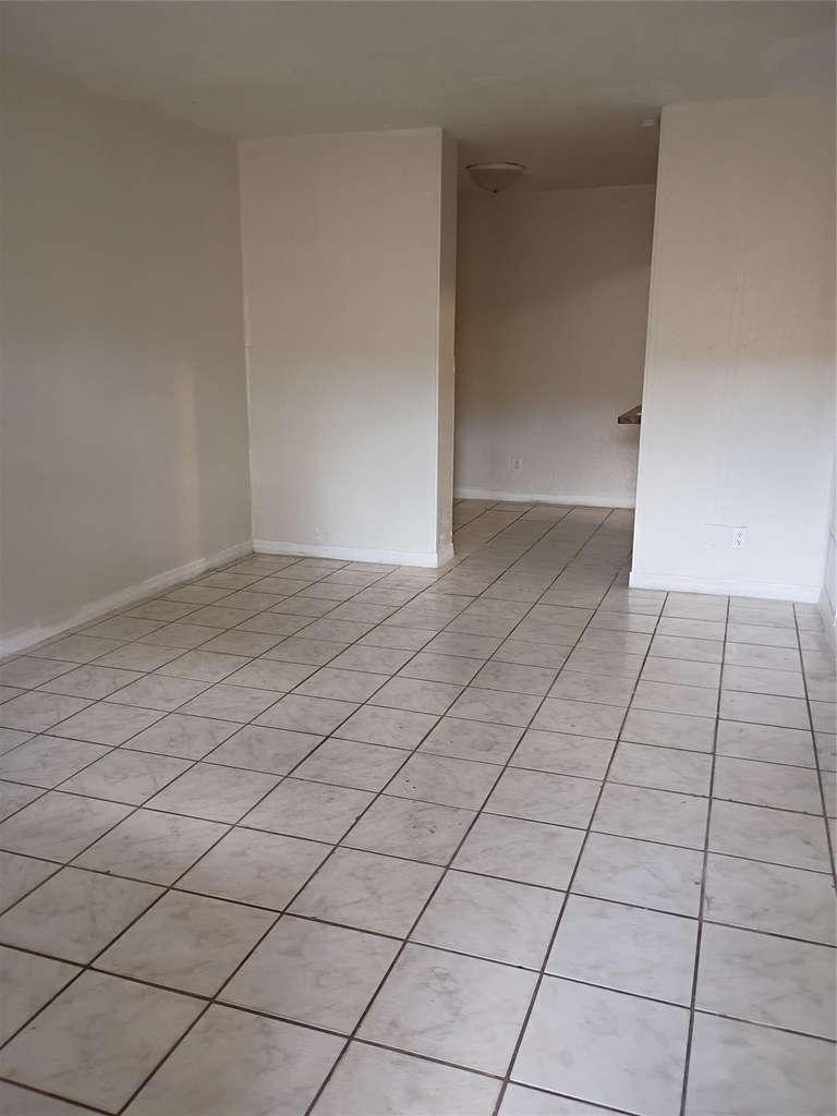 1845 Nw 55th Avenue - Photo 7