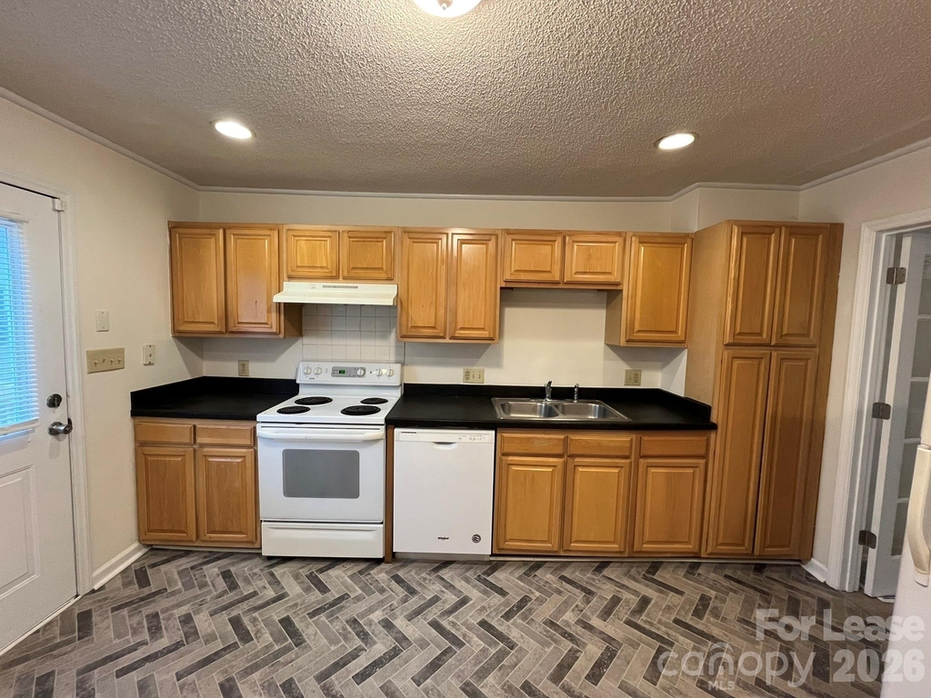 4535 Dawnwood Drive - Photo 5