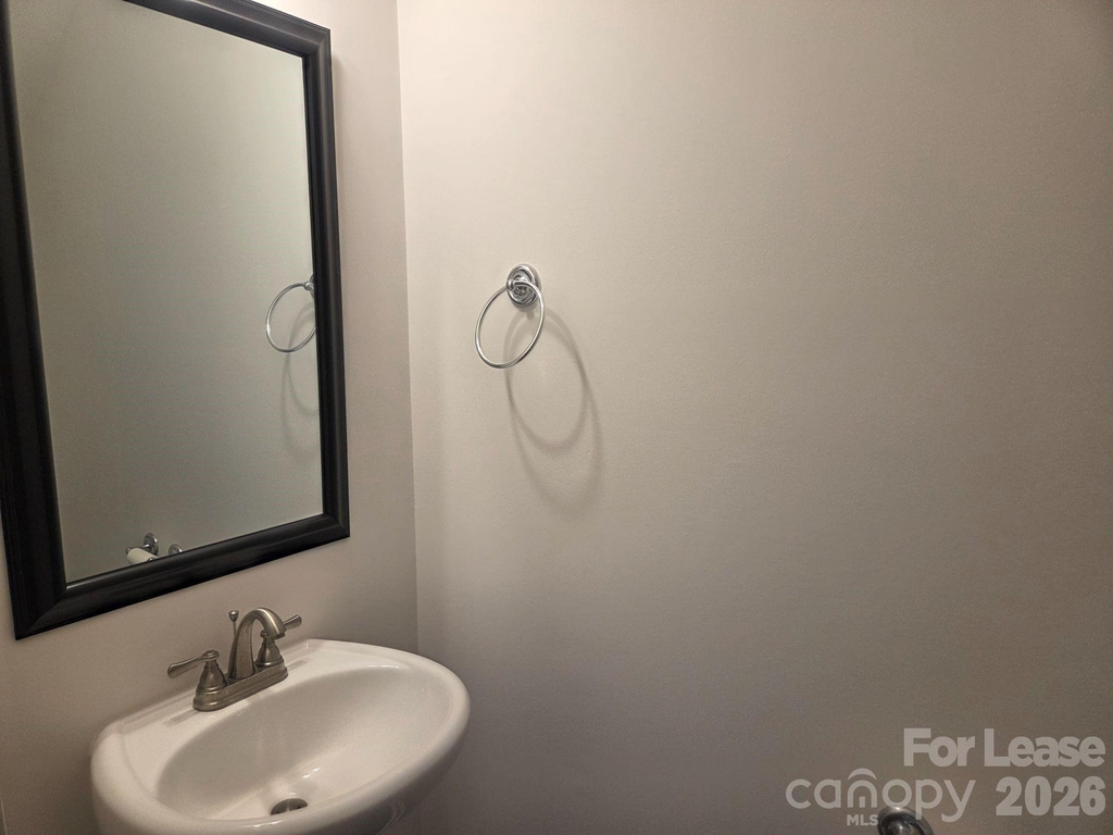 8185 Sheffield Drive - Photo 7