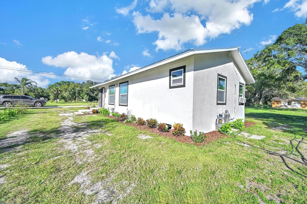 6385 86th Place - Photo 21