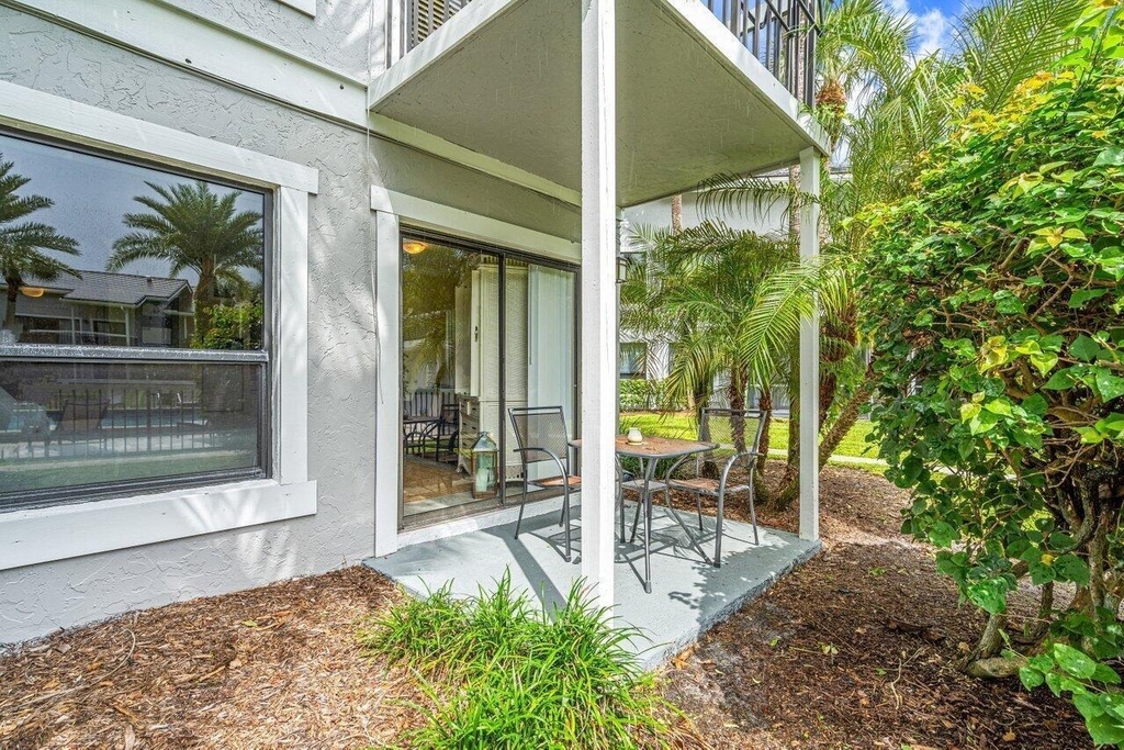11863 Wimbledon Circle - Photo 23