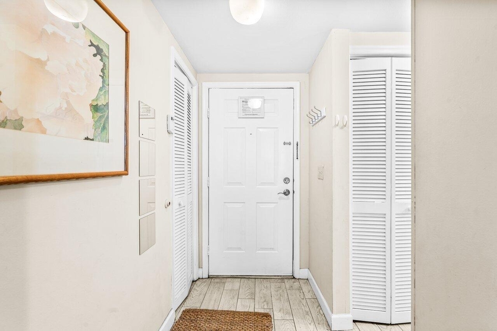 11863 Wimbledon Circle - Photo 20