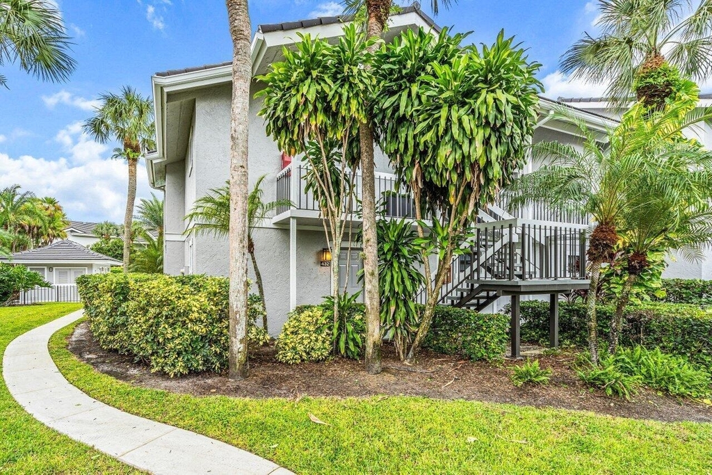 11863 Wimbledon Circle - Photo 22