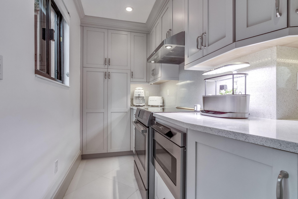 226 Chilean Avenue - Photo 6