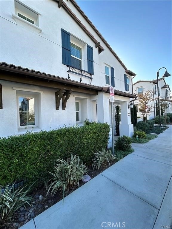 27375 Georgetown - Photo 0