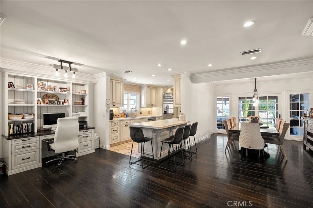 5330 Natick - Photo 9