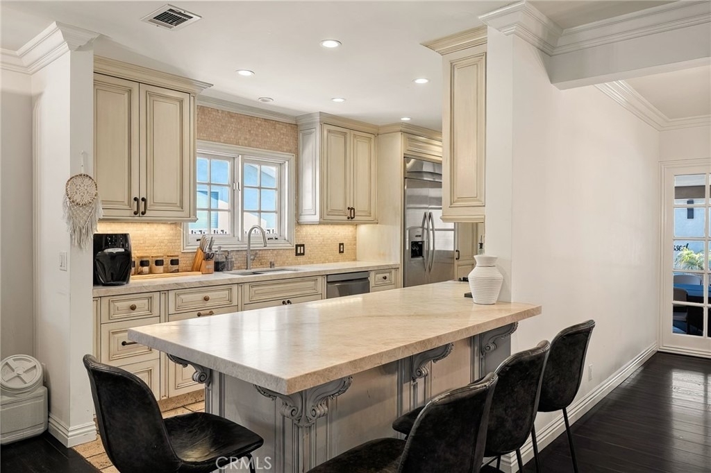 5330 Natick - Photo 11