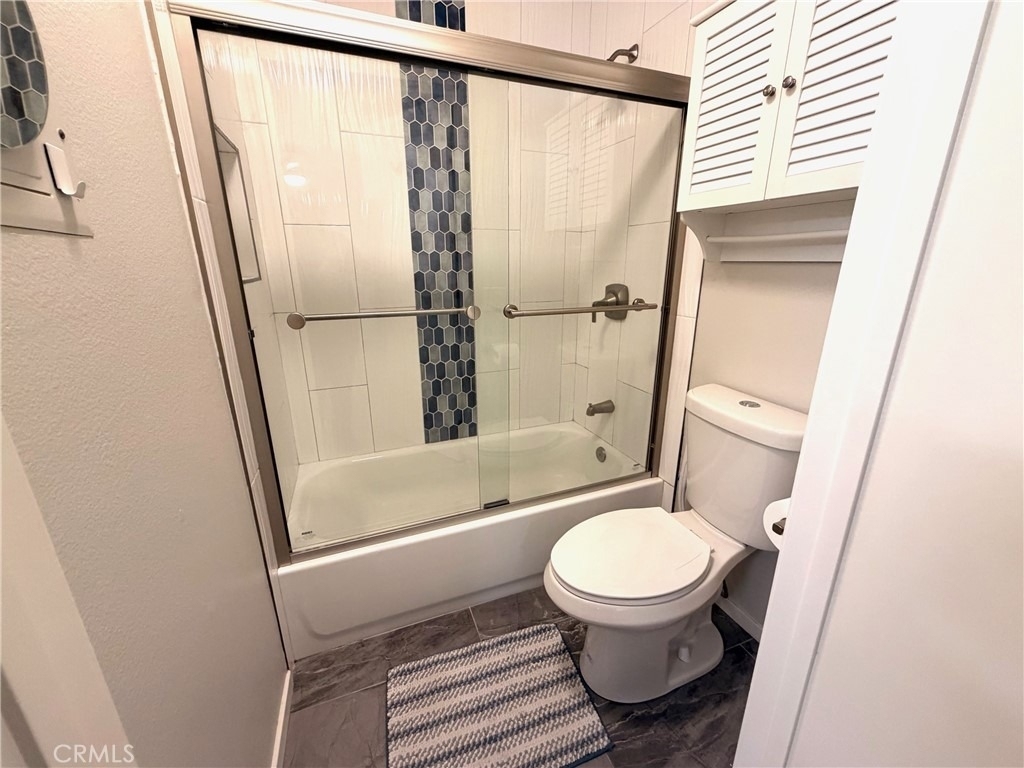 7025 Glade Avenue - Photo 3