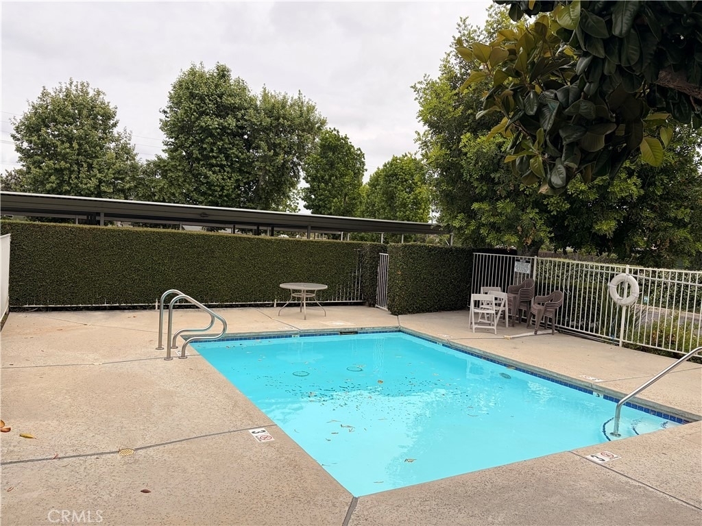 7025 Glade Avenue - Photo 14