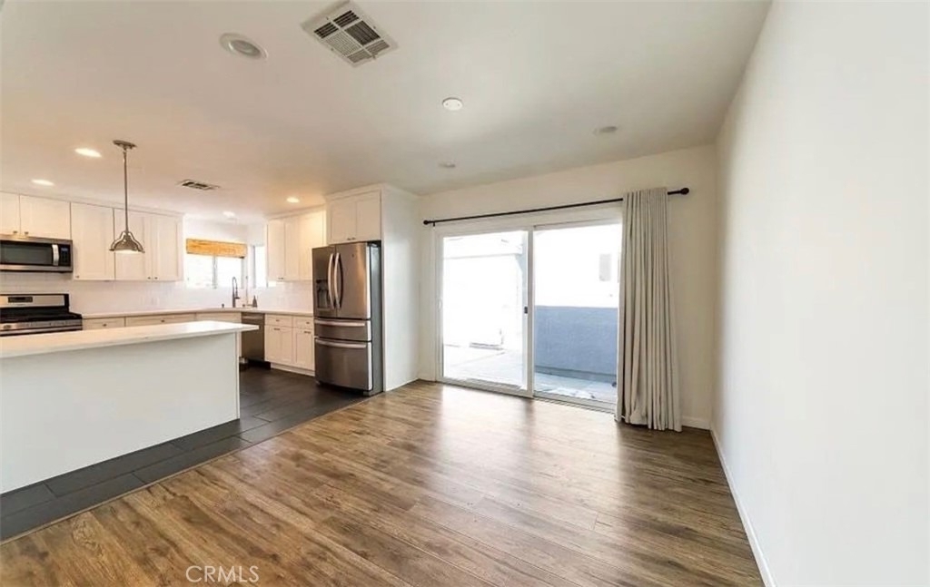11613 Haynes Street - Photo 2