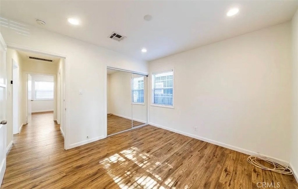 11613 Haynes Street - Photo 7