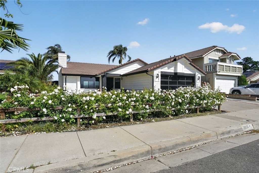 28131 Florence - Photo 1