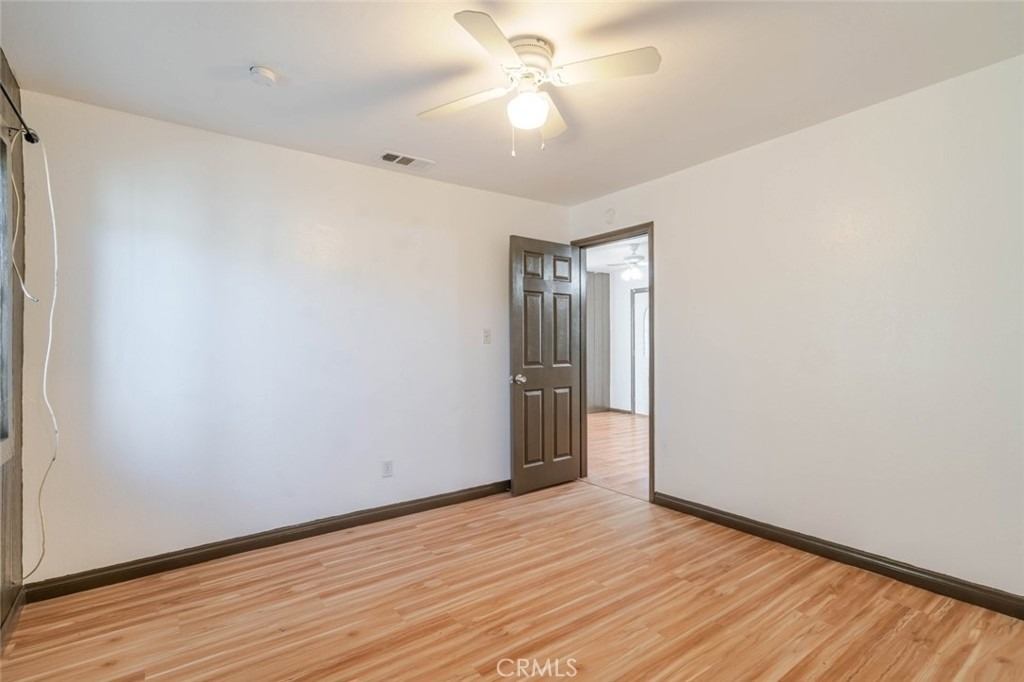 13333 Gladstone Avenue - Photo 4