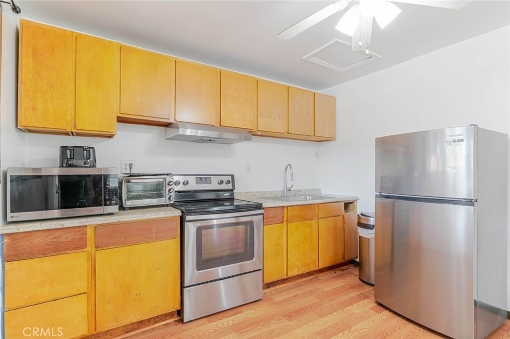 13333 Gladstone Avenue - Photo 3