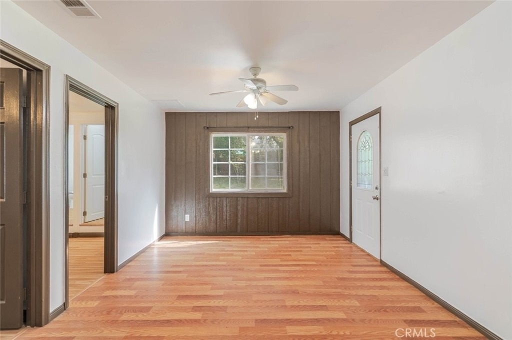13333 Gladstone Avenue - Photo 1