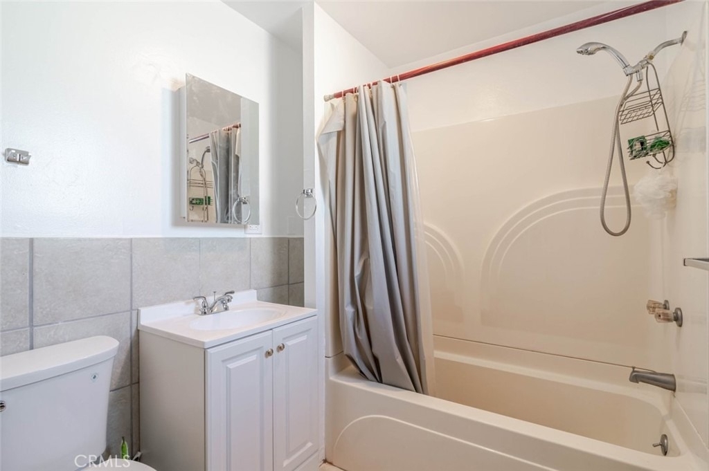 13333 Gladstone Avenue - Photo 7