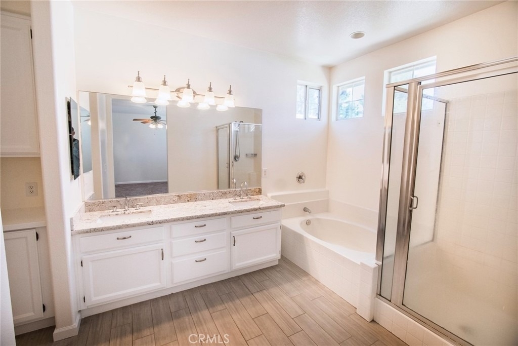 22607 Golden Meadow - Photo 19