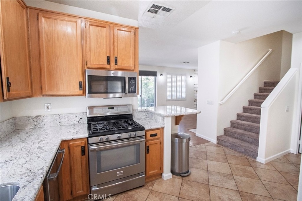 22607 Golden Meadow - Photo 14