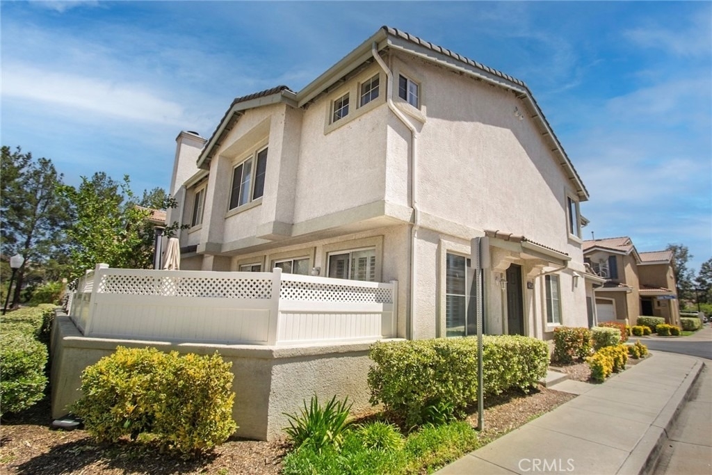 22607 Golden Meadow - Photo 0