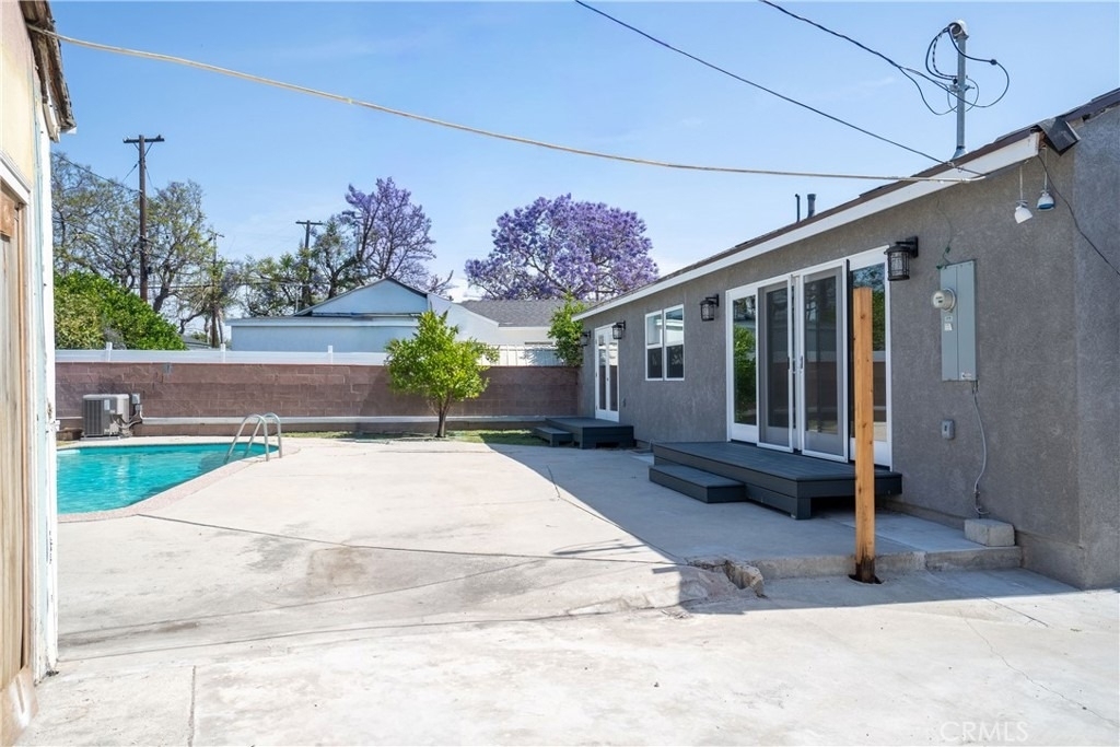 11205 Woolford Street - Photo 19