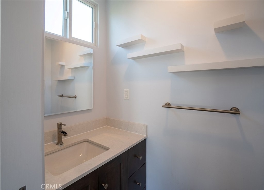 11205 Woolford Street - Photo 16