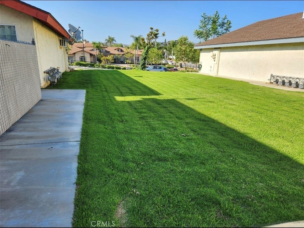 17568 Orange Dr - Photo 12