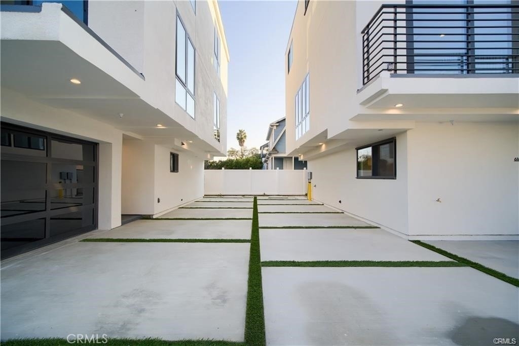 618 N Mariposa Avenue - Photo 4