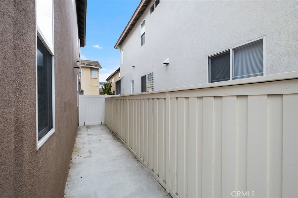 201 Kensington - Photo 37