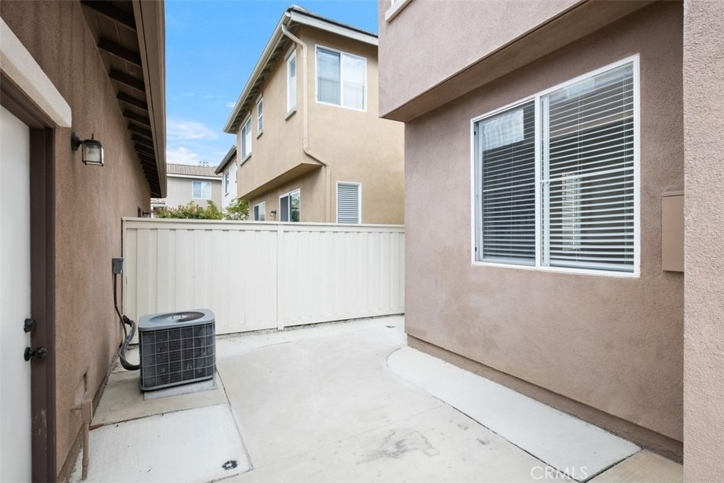 201 Kensington - Photo 34
