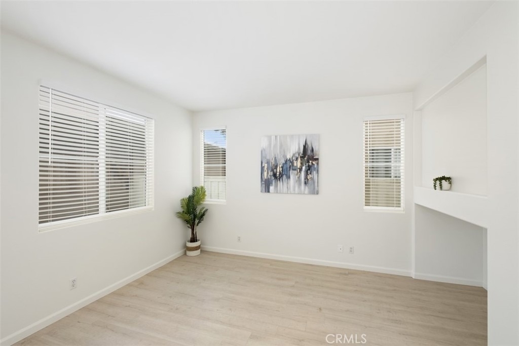 201 Kensington - Photo 15